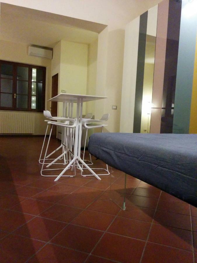 Appartamento Honey House Parma Esterno foto